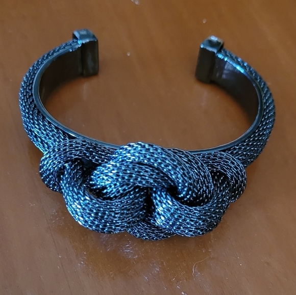 Y2K‎ - Gunmetal Mesh Knot Bracelet - Picture 2 of 4